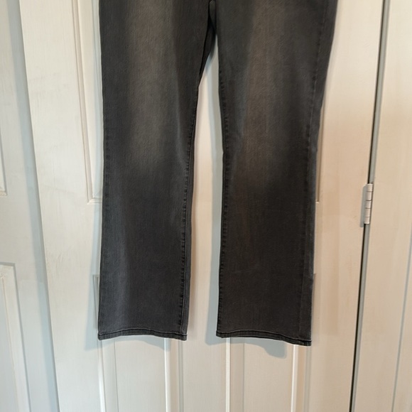 Daily Thread Black bootcut jeans size 12 women’s - Picture 2 of 5